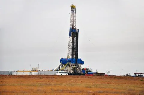 The onshore drilling rig Stock Photos