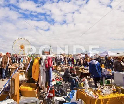 Open Air Flea Market - Riesenflohmarkt