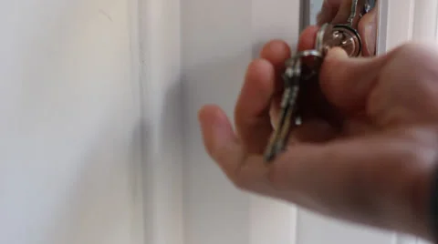 Open and Close Locked Door Vídeo Stock 37850477