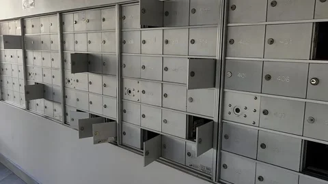 Open Apartment Mailboxes in Residential Building Lobby 库存影片 332394447