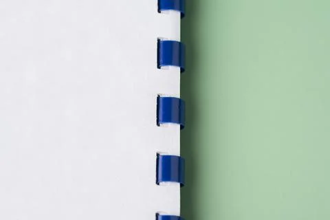Open blank spiral spring bound notepad. Minimal Flat Lay mockup. Stock-Fotos
