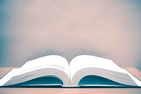 Open book Stock Photos