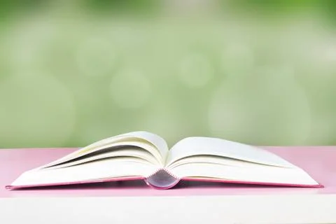 Open book Stock Photos