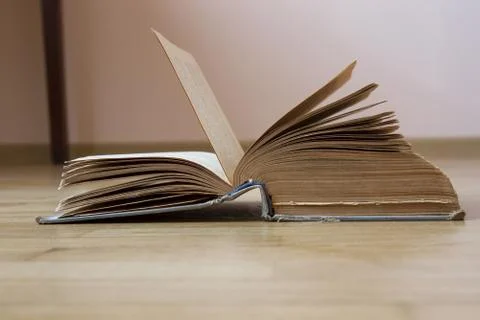 Open book Stock Photos