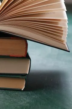 Open book Stock Photos