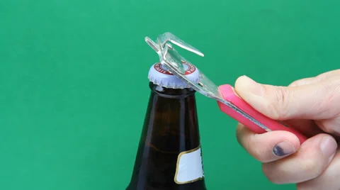 Open bottle 스톡 동영상 35113217