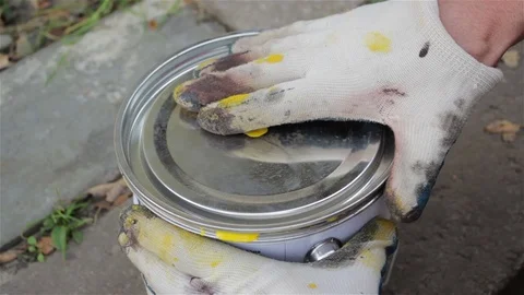 Open the can of paint Stock Footage 79587740