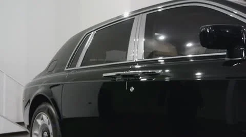 Open car door Video stock 20494501