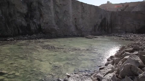 Open cast mine. Mining industry. Stone Quarrying. Vídeo Stock 157843045
