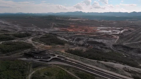 Open coal pit mine Video stock 92480830