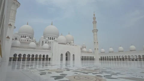 Open Courtyard Views at the Grand Mosque in Abu Dhabi Stock Footage 327330130