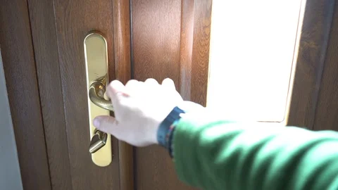 Open door with handle Video stock 129838736