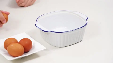 Open egg with 2 hand Video stock 146052795