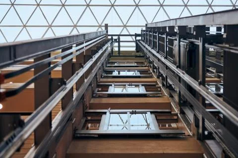Open elevator lift shaft. Foto stock