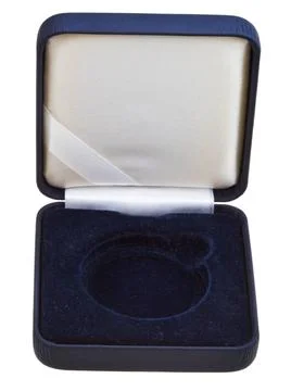 Open empty black velvet case open empty black velvet numismatic case isola... Stockfoto's