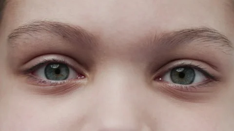 Open Eye Beautiful Different People Ages and Multi Ethnic Close up Collage 4k 库存影片 165327405