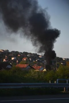 Open fire as cause of smog Foto stock