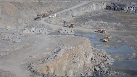 Open granite pit works Video stock 119909907