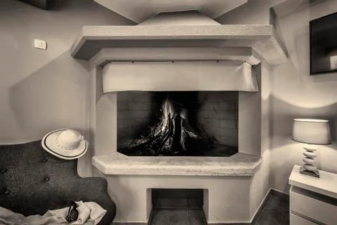 Open home fireplace Stock Photos