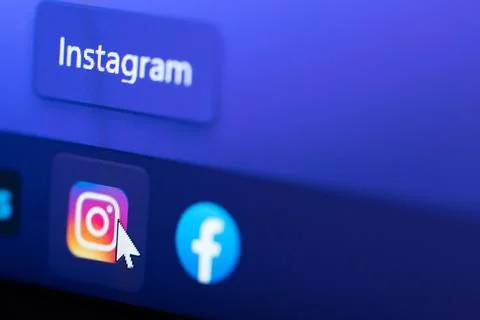 Open instagram icon app Stock Photos