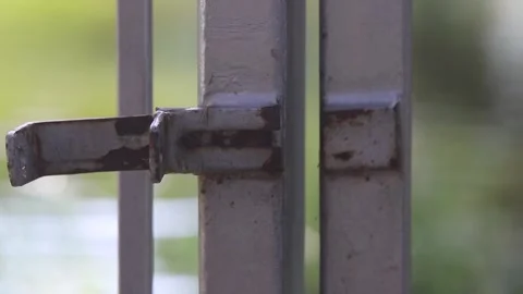 Open the latch Stock Footage 257834432