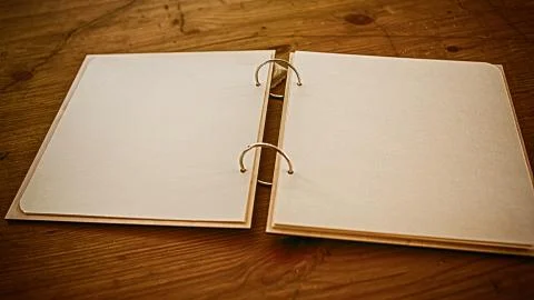 Open notebook with empty craft texture pages. Personal diary with empty pages Foto stock