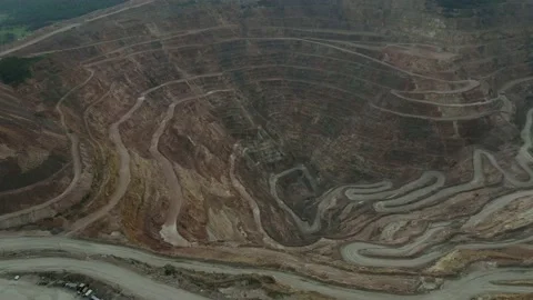 Open pit iron ore quarry. Video stock 149137229