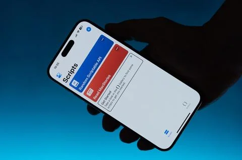 Open programming Scripts app on smartphone Stock-Fotos