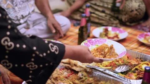 Open ramadan dinner Stock Footage 152747784