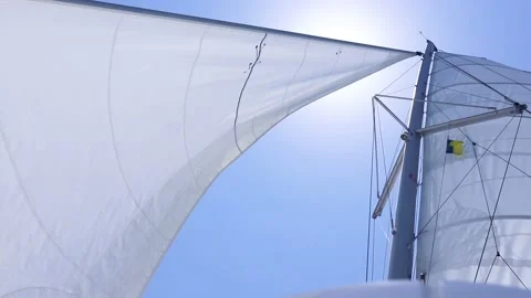 Open sails on a yacht Stock Footage 195979159