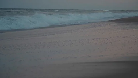 Open shot of a beach on a cloudy day Video stock 128141436
