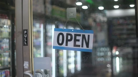 Open Sign on Door of Convenience Store 스톡 동영상 335950982