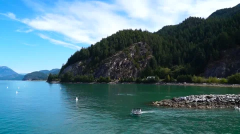 Open water scuba diving students 動画素材 55617153