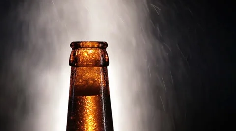 https://images.pond5.com/open-wet-beer-bottle-isolated-footage-039481548_iconl.jpeg