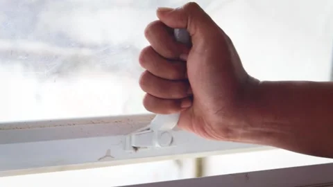 Open window Stock-Footage 335118050
