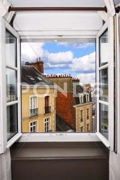 Open window Stock Photos