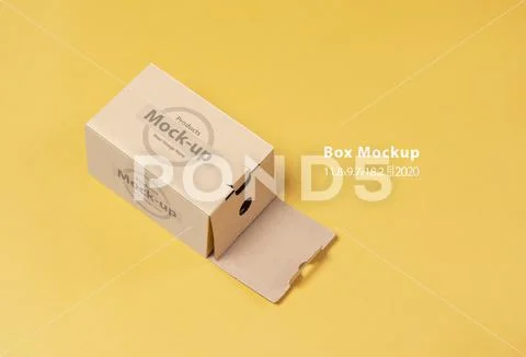 Opened door small box on yellow background mock-up series Modello PSD
