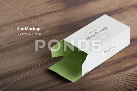 Opened empty pillbox on wooden table background mock-up series PSD Template
