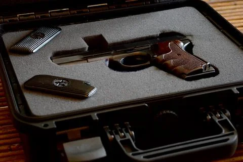 Opened Handgun Lockbox Foto stock