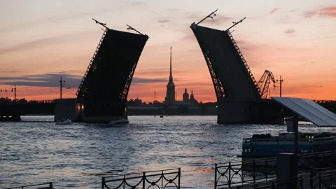 The opened Palace Bridge across the Neva River in St. Petersburg Stock Footage 285271650