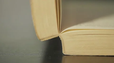 Opening and closing old book in the library 스톡 동영상 54597761