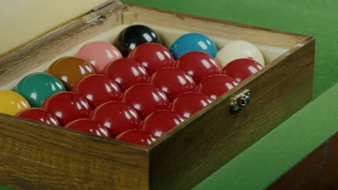 Opening Billard Snooker Ball Box Stockbeeldmateriaal 147875261