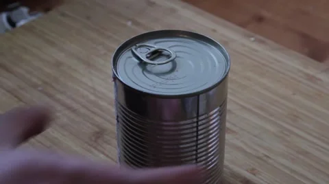 Opening a can Stock Footage 40275314