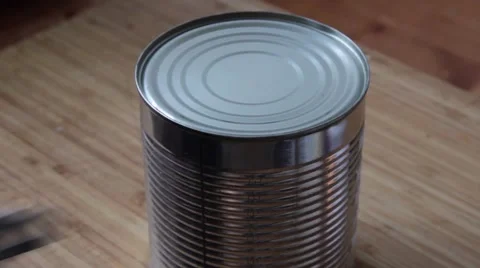 Opening a can Stock Footage 40275439