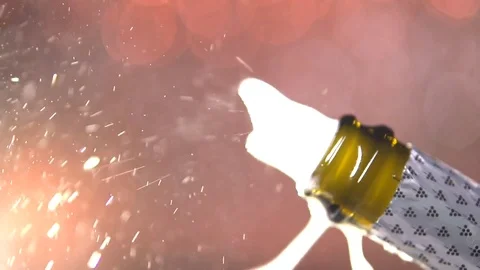 Opening champagne bottle closeup. Video stock 70959449