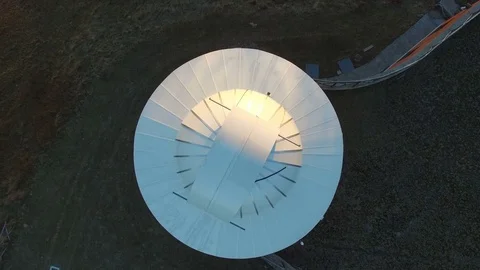 Opening of the dome of the astronomical observatory of Parco Antola in Italy. Stock Footage 81190153
