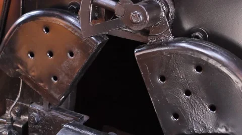 Opening firebox into old train Vídeos de archivo 47061395