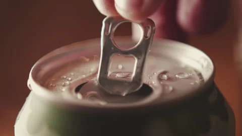 Opening Fizzy Can 動画素材 285154809