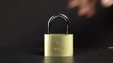 Opening, locking a padlock Stock-Footage 37656554