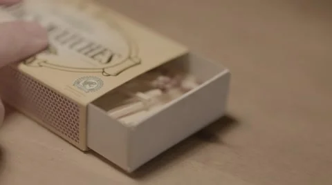 Opening match box, close up, slow motion 動画素材 56778835